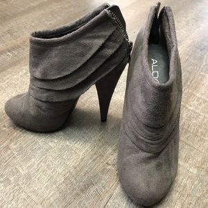 ALDO gray booties size 5